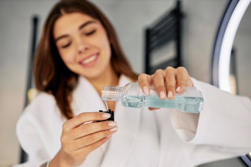 Oracura Educates Consumers on Water Flosser Benefits