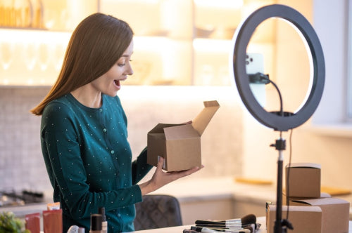 Oracura Expands E-Commerce Presence with New Product Listings