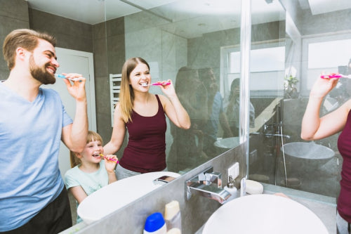 The Benefits of Water Flossing for First-Time Users