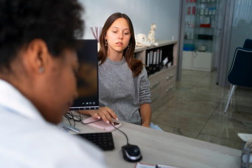 Navigating Dental Anxiety in Modern Clinic Visits