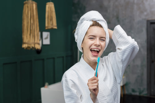 Sonic Toothbrushes and Their Effect on Breath Freshness