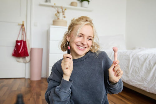 How to Use an Electric Toothbrush Effectively for Adults