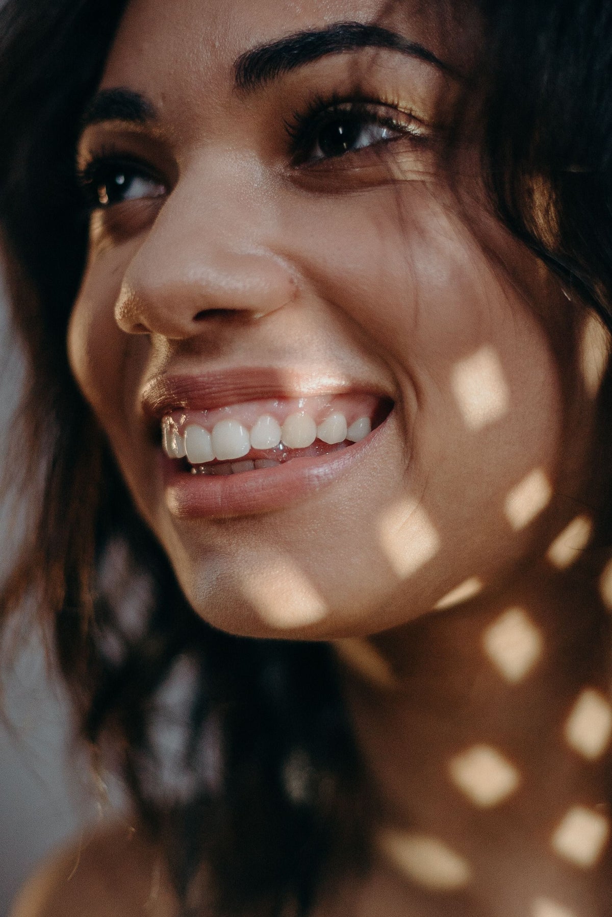 Close-up of brushing along the gumline