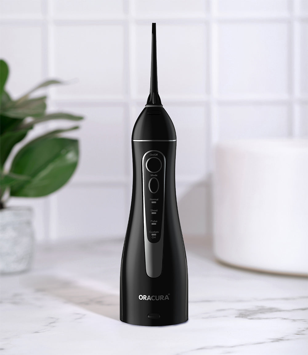 ORACURA® OC200 Smart Plus Water Flosser + OB200 Oscillating Rechargeable Electric Toothbrush Combo