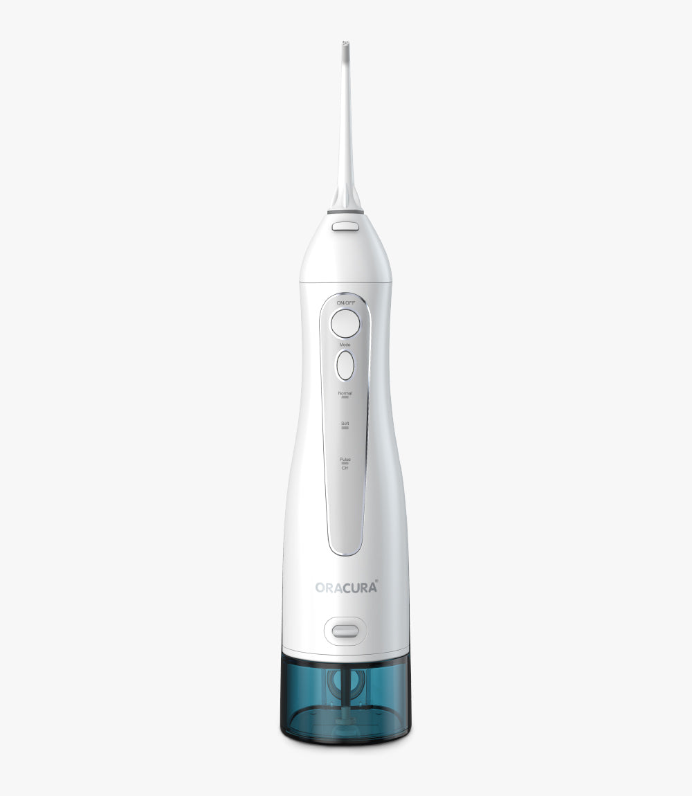 OC100 Smart Water Flosser® with 300ml water tank capacity