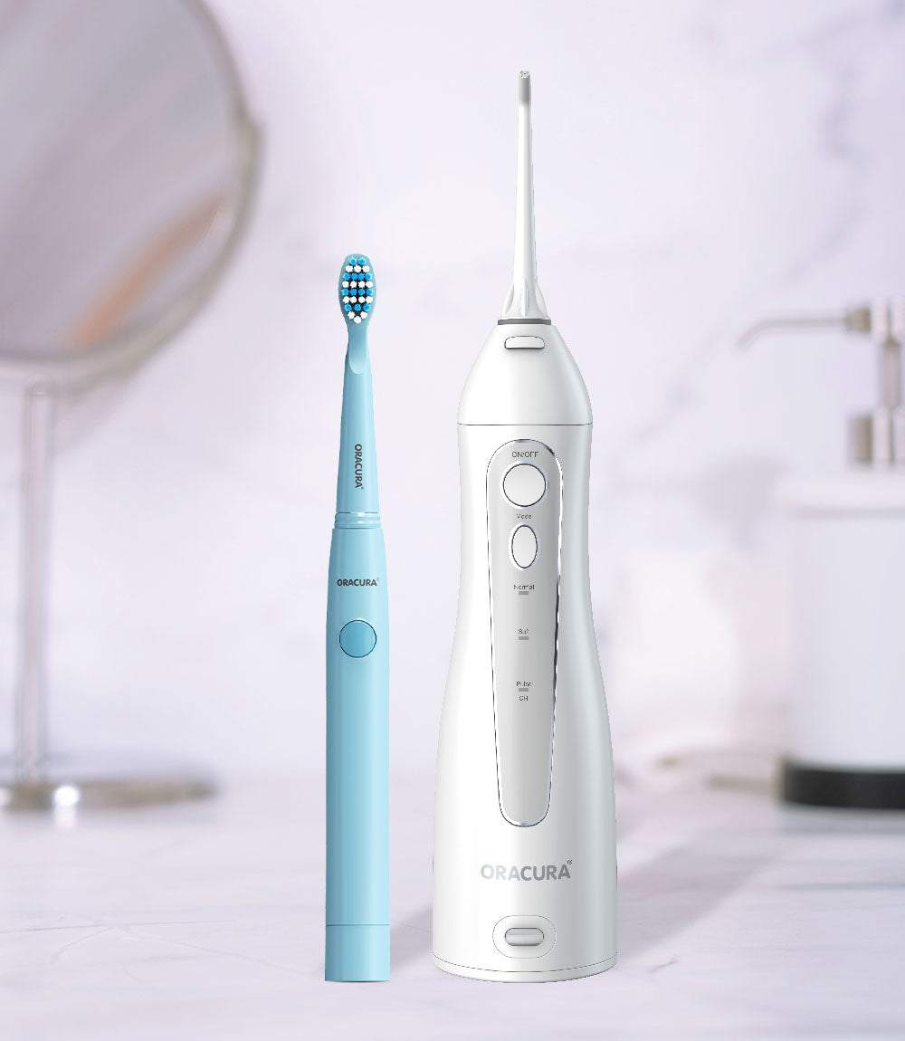 Combo Water Flosser® OC150 LITE & Sonic Lite Electric Battery-Operated Toothbrush SB100 SP