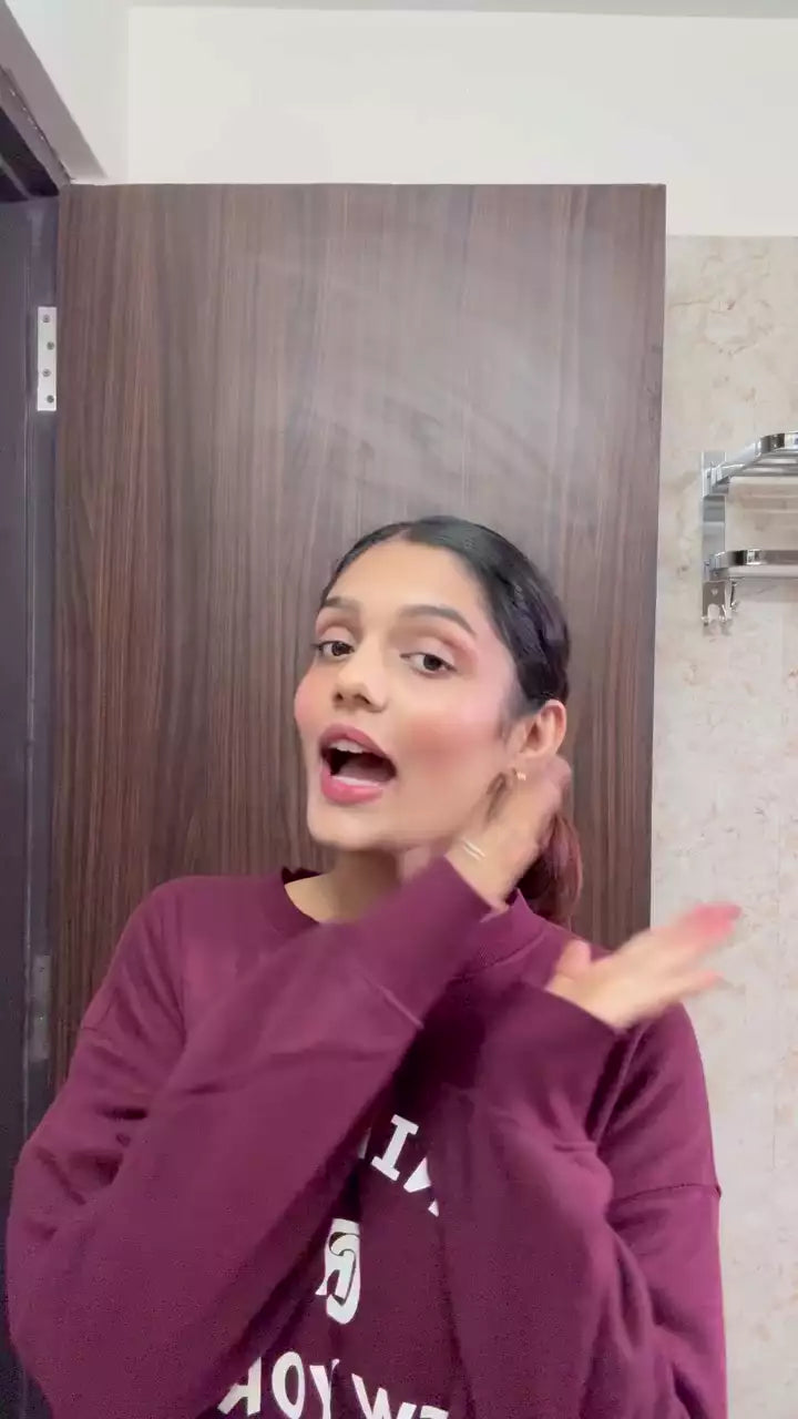 Video featuring Sonic Duo of SB200 Electric Toothbrush & Natural Toothpaste with 3 Brush heads Combo